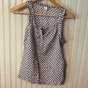Old navy patterned tank